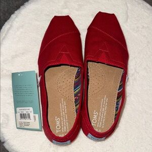 TOMS Women's Vibrant Red Canvas Loafers